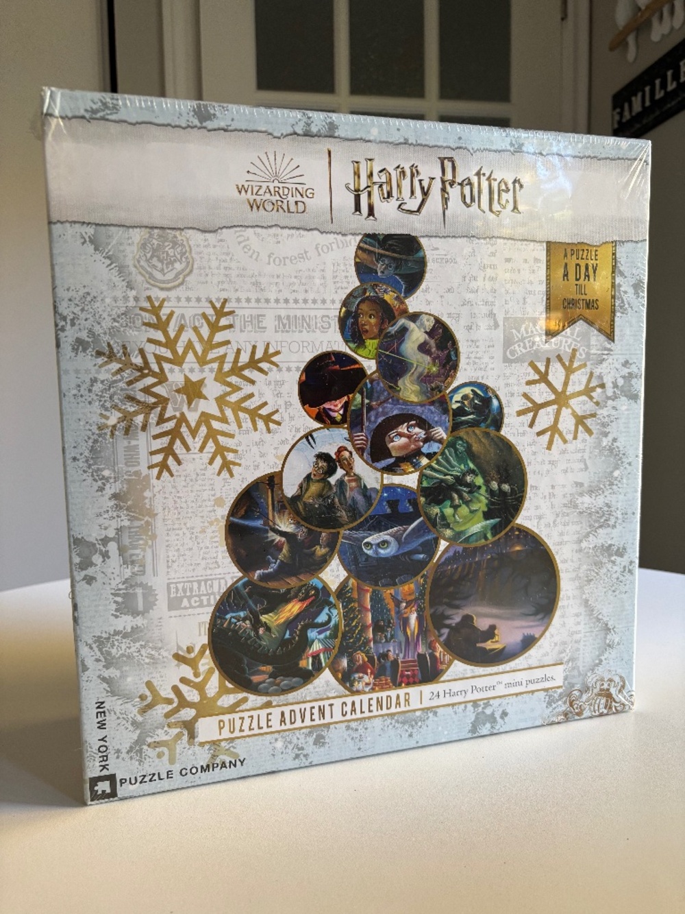 Harry Potter ADVENT CALENDAR New York Puzzle Co - 24 x 100  mini puzzles